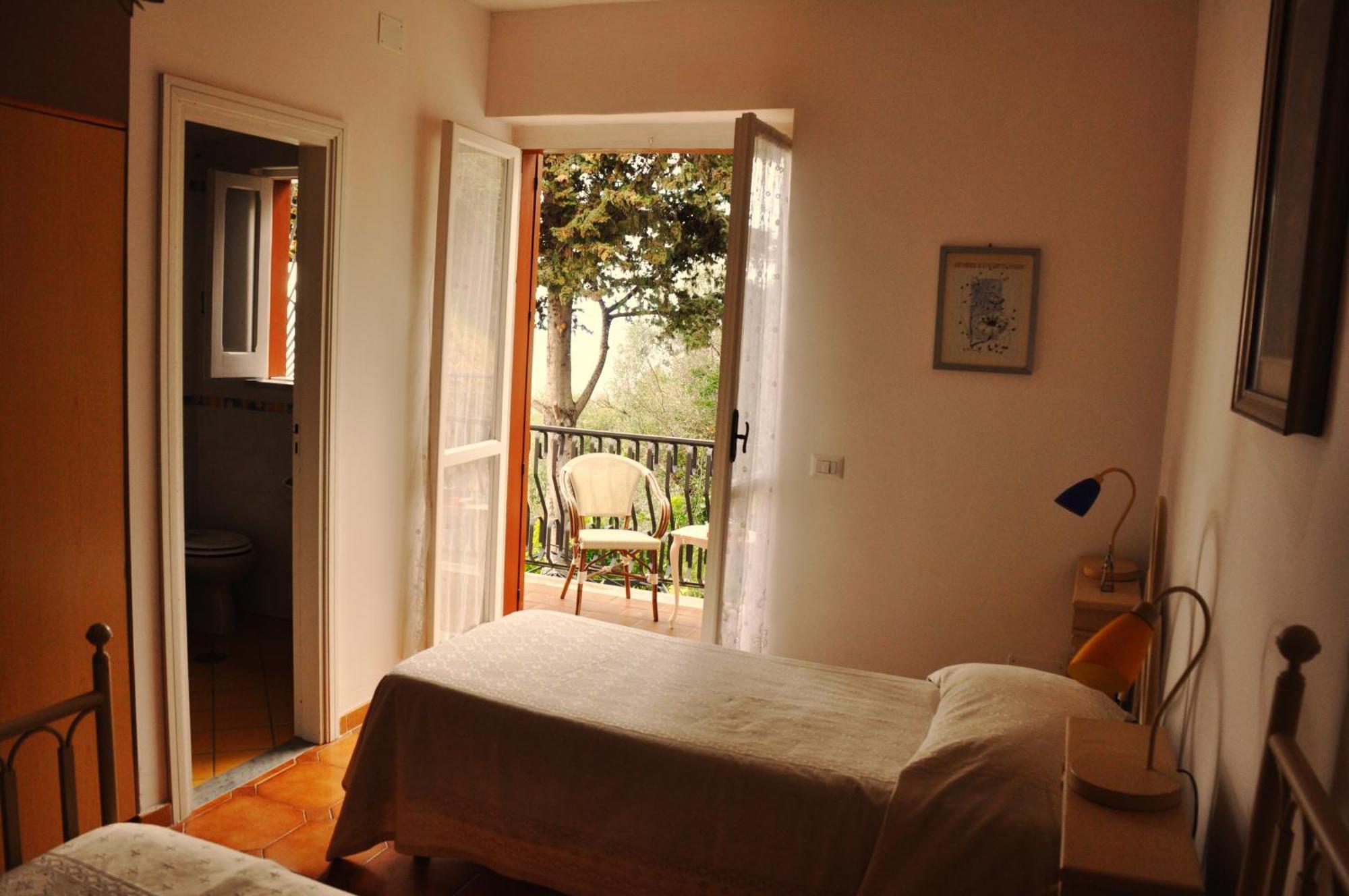 סנטה מריה די קסטלבאטה Villa Laura Sea View Apartments חדר תמונה
