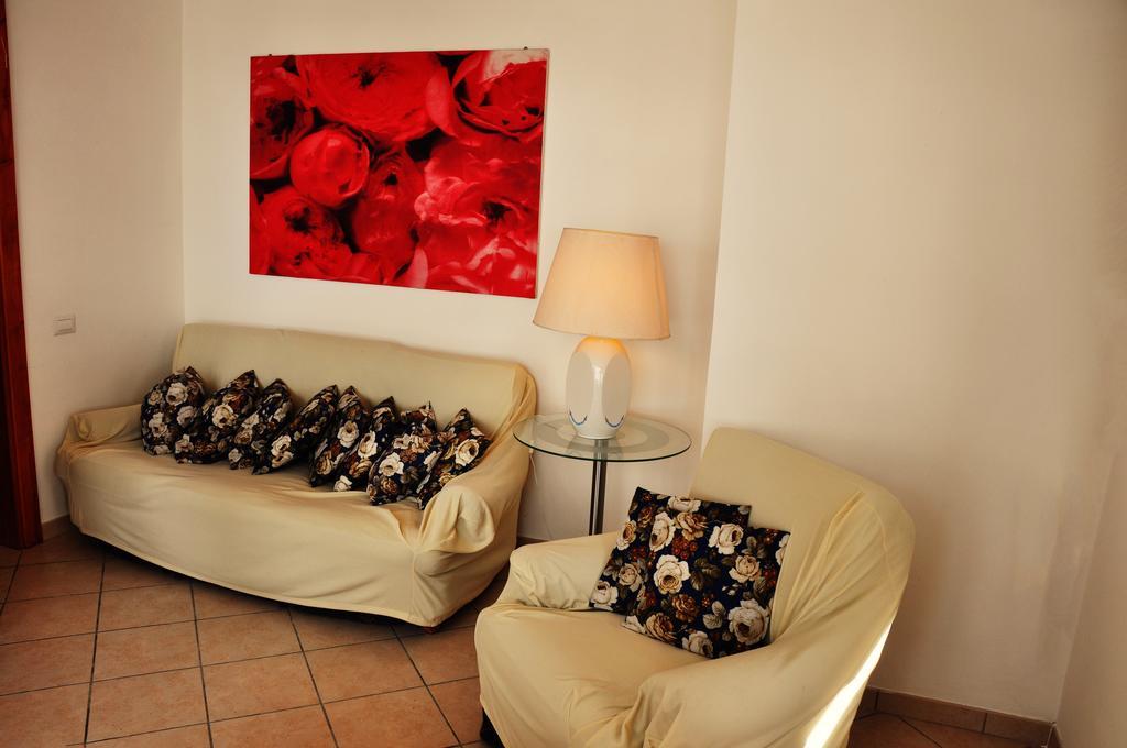 סנטה מריה די קסטלבאטה Villa Laura Sea View Apartments מראה חיצוני תמונה