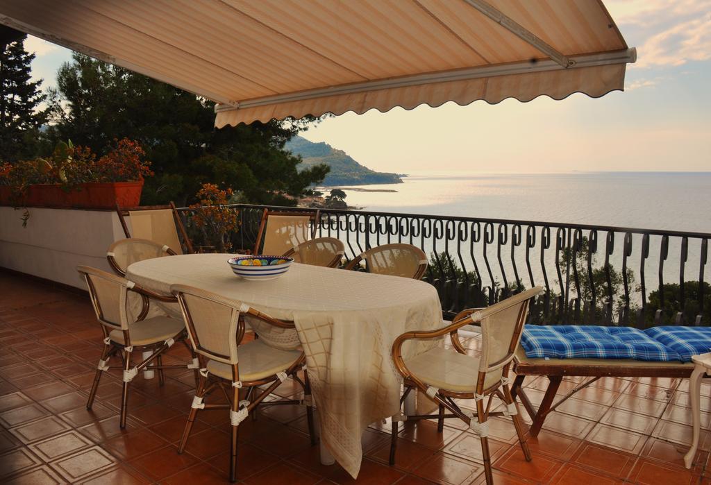 סנטה מריה די קסטלבאטה Villa Laura Sea View Apartments מראה חיצוני תמונה